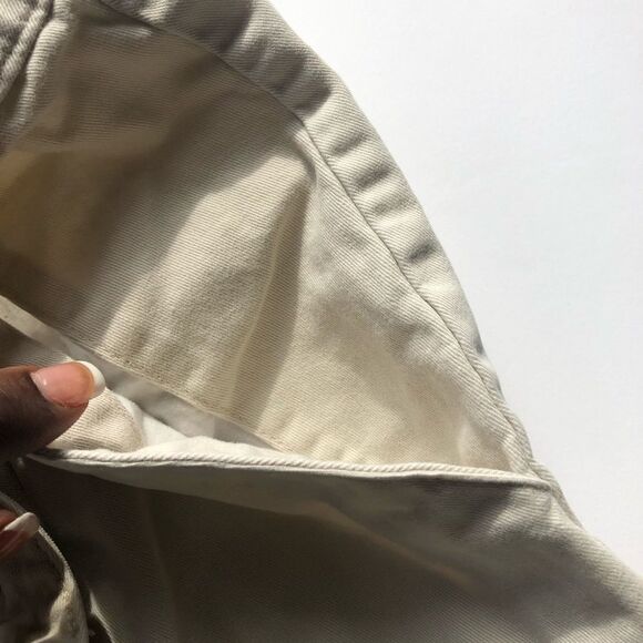 Khaki pleated shorts with pockets size 14 - Picture 5 of 6